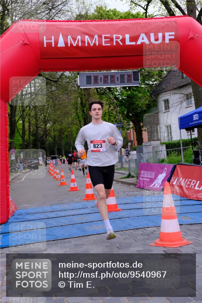 19.04.2026 - Hammer Lauf Tim E. http://msf.ph/oto/9540967 19.04.2026 11:53:27 Ziel 354, 602, 823 meine-sportfotos.de