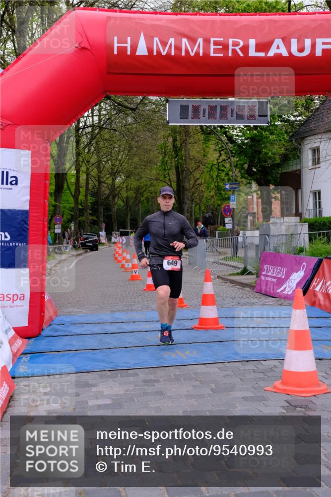 19.04.2026 - Hammer Lauf Tim E. http://msf.ph/oto/9540993 19.04.2026 11:53:56 Ziel 307, 601, 649 meine-sportfotos.de