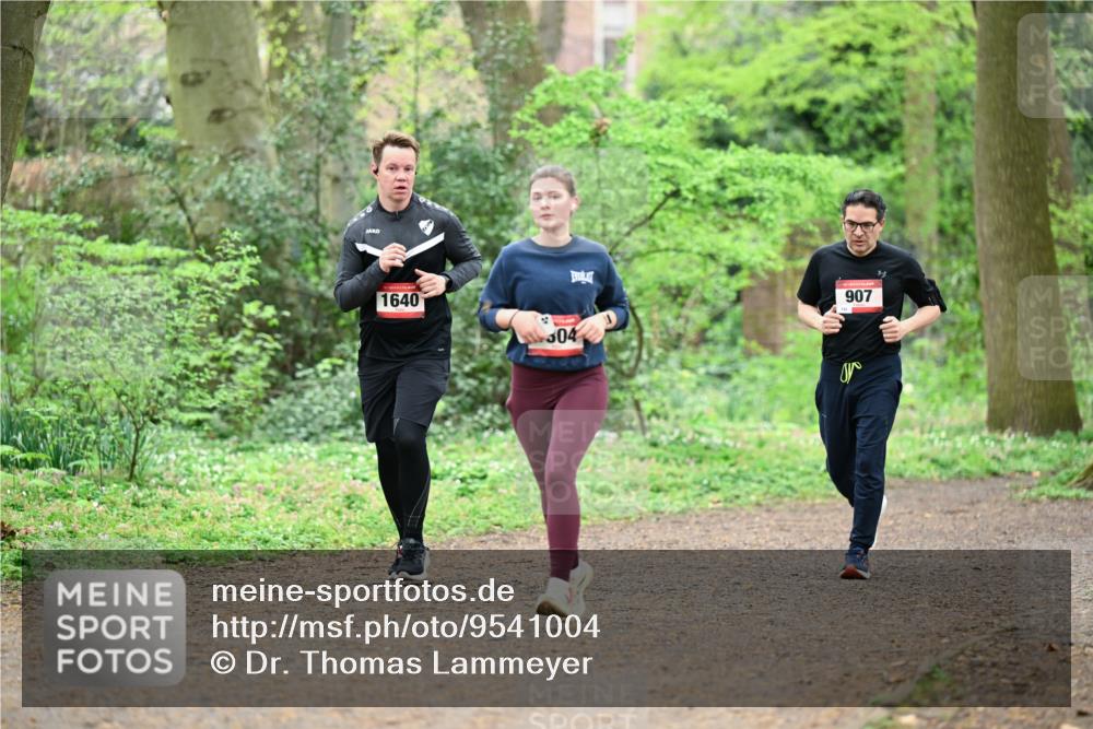 19.04.2026 - Hammer Lauf Dr. Thomas Lammeyer http://msf.ph/oto/9541004 19.04.2026 10:45:02 Laufen 1640, 504, 907 meine-sportfotos.de