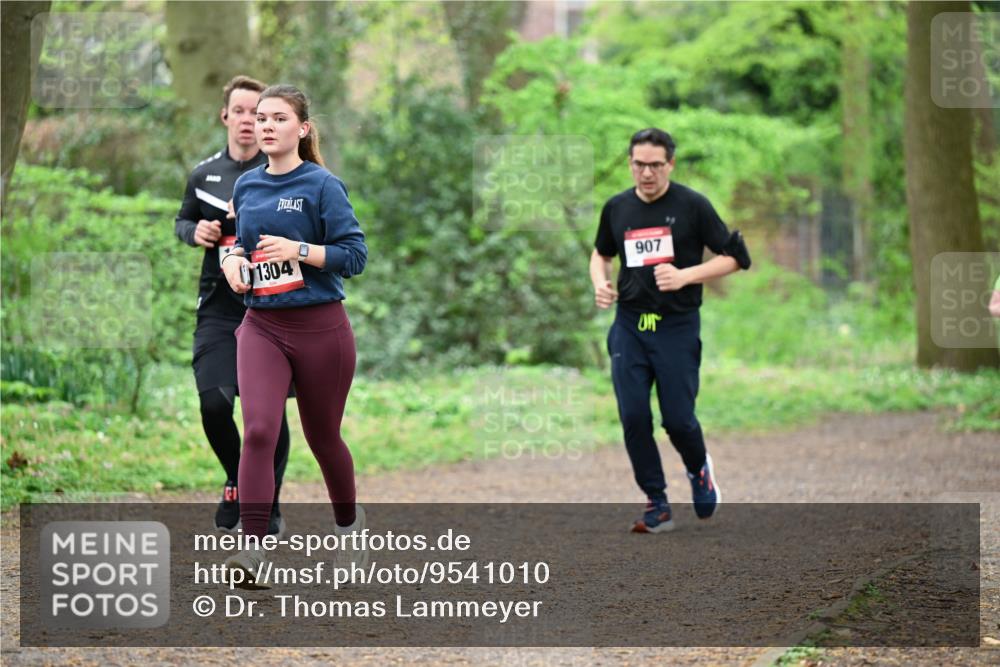 19.04.2026 - Hammer Lauf Dr. Thomas Lammeyer http://msf.ph/oto/9541010 19.04.2026 10:45:03 Laufen 1304, 907 meine-sportfotos.de