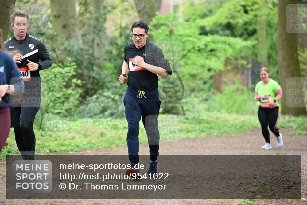 19.04.2026 - Hammer Lauf Dr. Thomas Lammeyer http://msf.ph/oto/9541022 19.04.2026 10:45:05 Laufen 640 meine-sportfotos.de