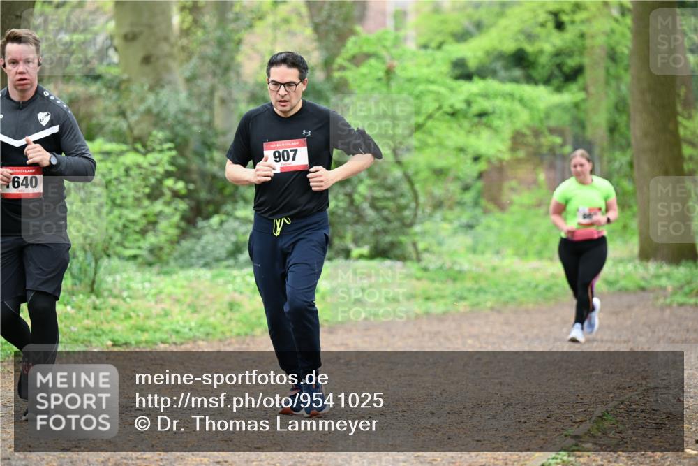 19.04.2026 - Hammer Lauf Dr. Thomas Lammeyer http://msf.ph/oto/9541025 19.04.2026 10:45:05 Laufen 640, 907 meine-sportfotos.de