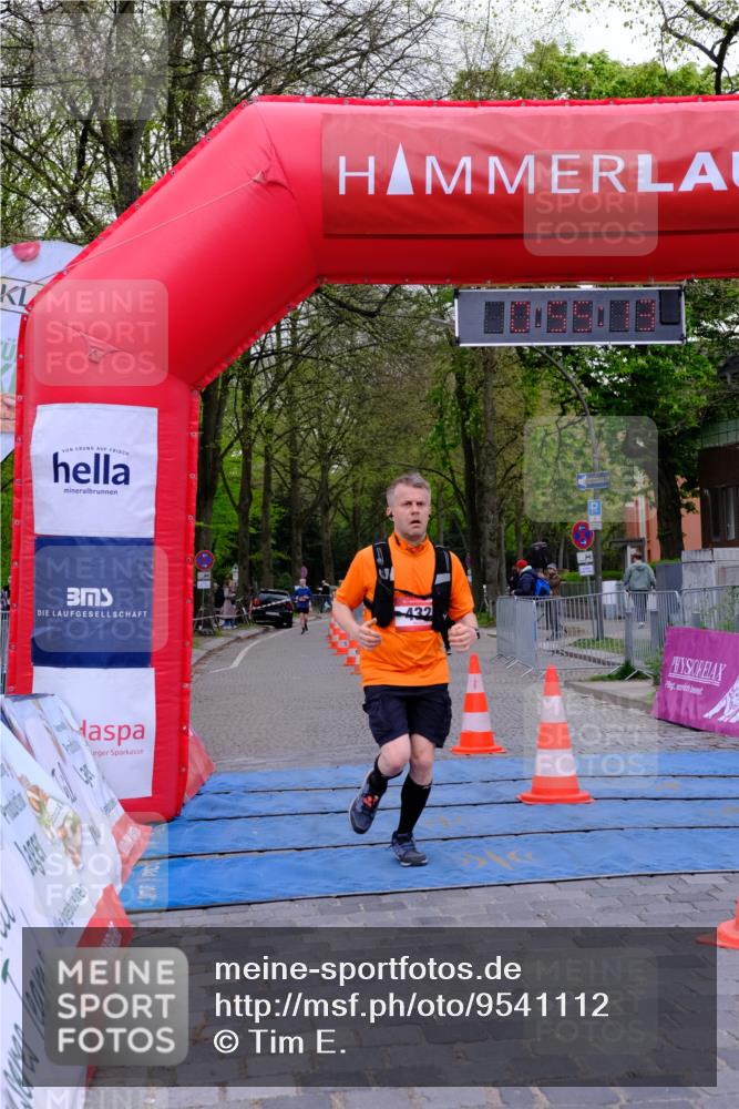 19.04.2026 - Hammer Lauf Tim E. http://msf.ph/oto/9541112 19.04.2026 11:55:21 Ziel 432 meine-sportfotos.de