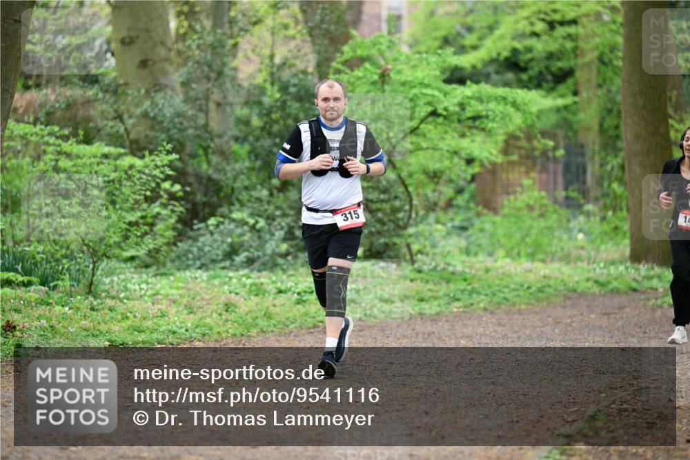 19.04.2026 - Hammer Lauf Dr. Thomas Lammeyer http://msf.ph/oto/9541116 19.04.2026 10:45:22 Laufen 315 meine-sportfotos.de