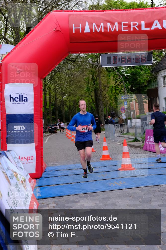 19.04.2026 - Hammer Lauf Tim E. http://msf.ph/oto/9541121 19.04.2026 11:55:34 Ziel 929, 1066, 1263 meine-sportfotos.de