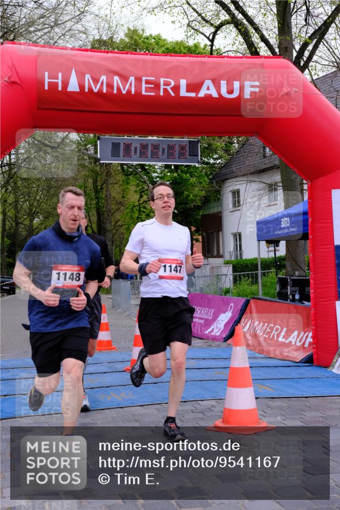 19.04.2026 - Hammer Lauf Tim E. http://msf.ph/oto/9541167 19.04.2026 11:55:47 Ziel 1147, 1148, 1878 meine-sportfotos.de