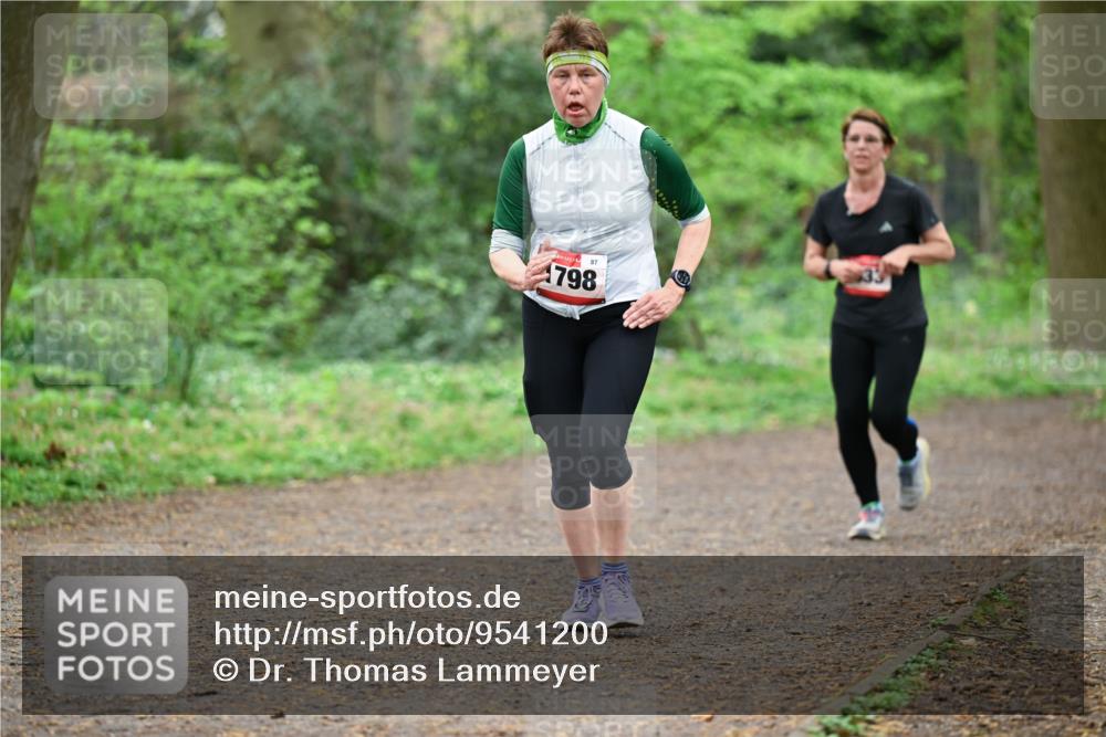 19.04.2026 - Hammer Lauf Dr. Thomas Lammeyer http://msf.ph/oto/9541200 19.04.2026 10:45:45 Laufen 798 meine-sportfotos.de