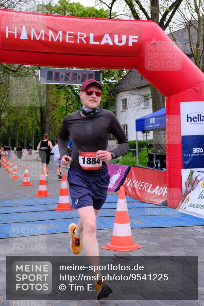 19.04.2026 - Hammer Lauf Tim E. http://msf.ph/oto/9541225 19.04.2026 11:57:01 Ziel 15, 146, 326, 510, 779, 1231, 1884 meine-sportfotos.de