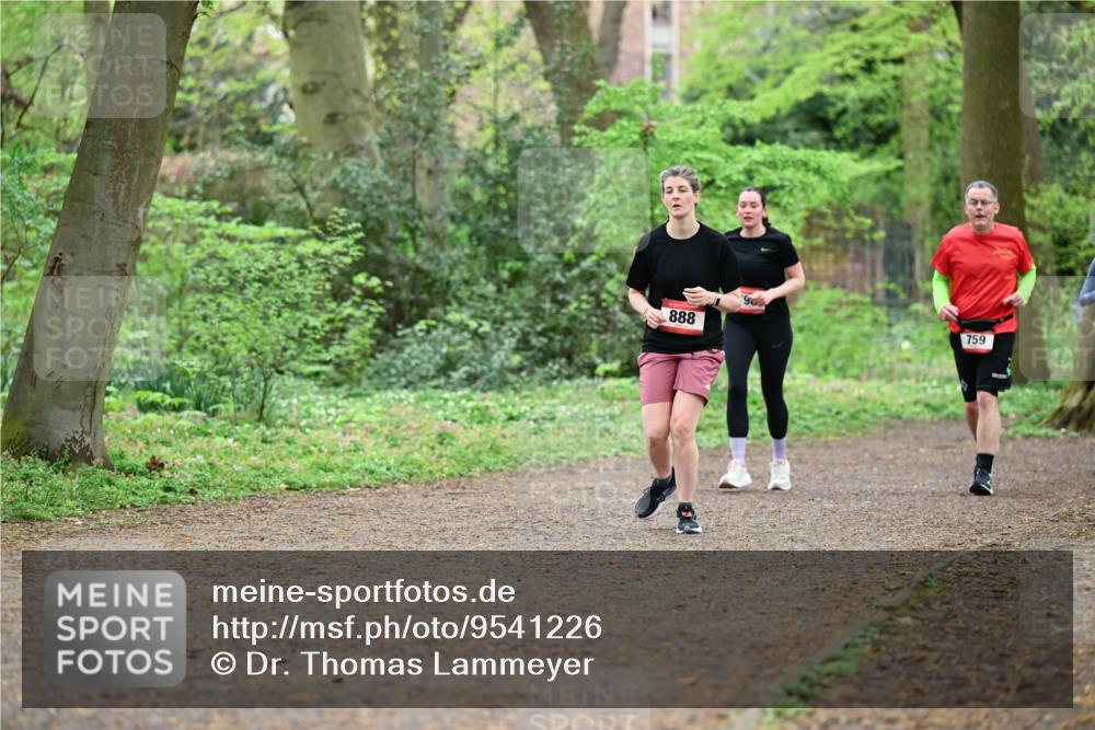 19.04.2026 - Hammer Lauf Dr. Thomas Lammeyer http://msf.ph/oto/9541226 19.04.2026 10:45:50 Laufen 888, 759 meine-sportfotos.de