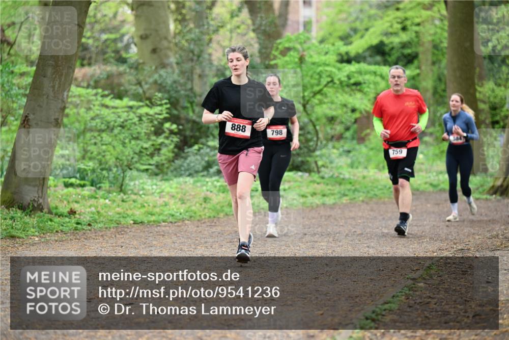 19.04.2026 - Hammer Lauf Dr. Thomas Lammeyer http://msf.ph/oto/9541236 19.04.2026 10:45:51 Laufen 888, 798, 759 meine-sportfotos.de