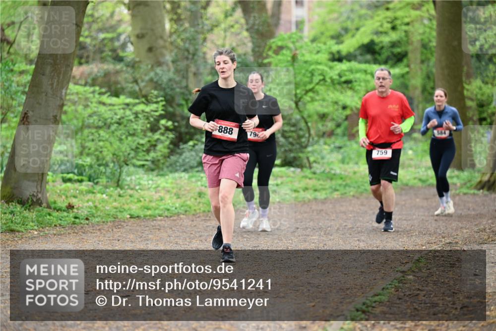 19.04.2026 - Hammer Lauf Dr. Thomas Lammeyer http://msf.ph/oto/9541241 19.04.2026 10:45:52 Laufen 888, 759, 564 meine-sportfotos.de
