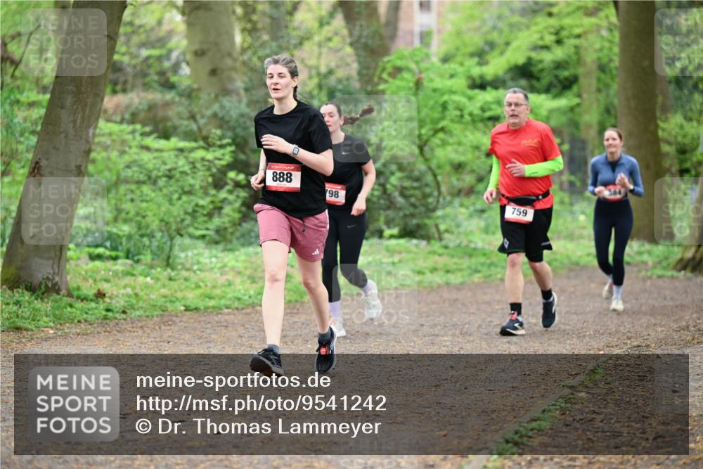 19.04.2026 - Hammer Lauf Dr. Thomas Lammeyer http://msf.ph/oto/9541242 19.04.2026 10:45:52 Laufen 888, 759 meine-sportfotos.de