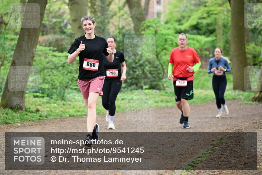 19.04.2026 - Hammer Lauf Dr. Thomas Lammeyer http://msf.ph/oto/9541245 19.04.2026 10:45:52 Laufen 888, 798, 759 meine-sportfotos.de