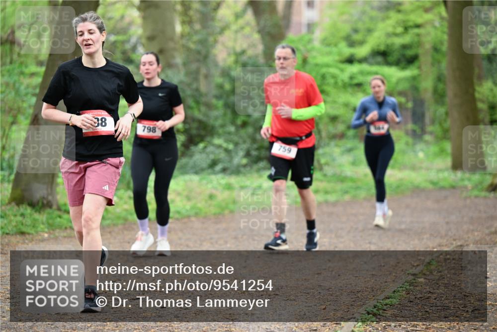 19.04.2026 - Hammer Lauf Dr. Thomas Lammeyer http://msf.ph/oto/9541254 19.04.2026 10:45:53 Laufen 798, 759 meine-sportfotos.de