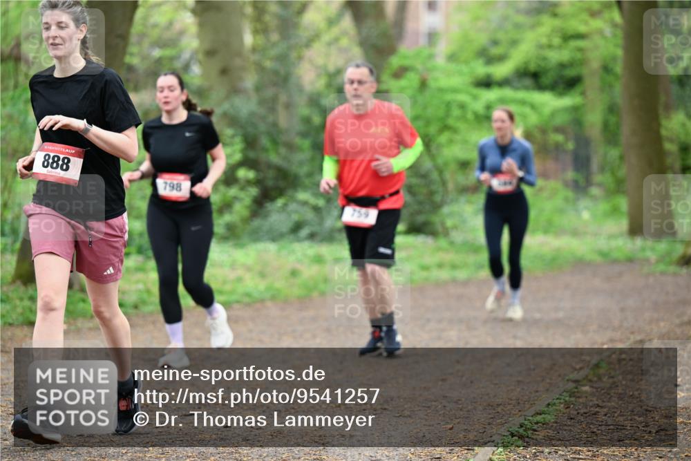 19.04.2026 - Hammer Lauf Dr. Thomas Lammeyer http://msf.ph/oto/9541257 19.04.2026 10:45:53 Laufen 888, 798, 759 meine-sportfotos.de
