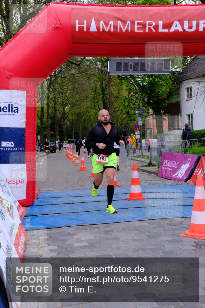 19.04.2026 - Hammer Lauf Tim E. http://msf.ph/oto/9541275 19.04.2026 11:57:53 Ziel 154, 990, 1163 meine-sportfotos.de
