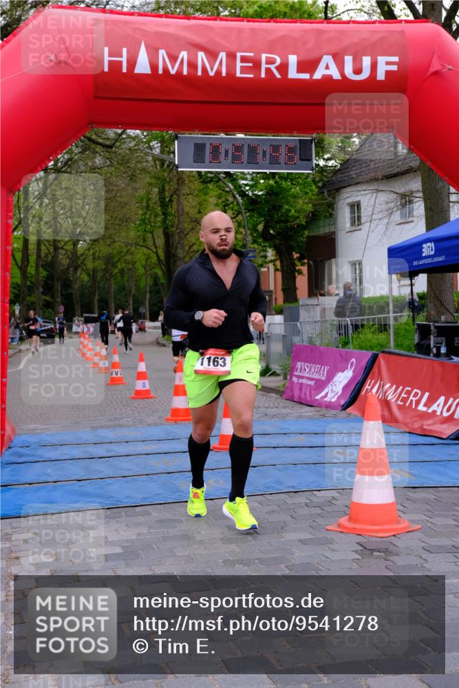 19.04.2026 - Hammer Lauf Tim E. http://msf.ph/oto/9541278 19.04.2026 11:57:54 Ziel 154, 987, 990, 1096, 1163 meine-sportfotos.de
