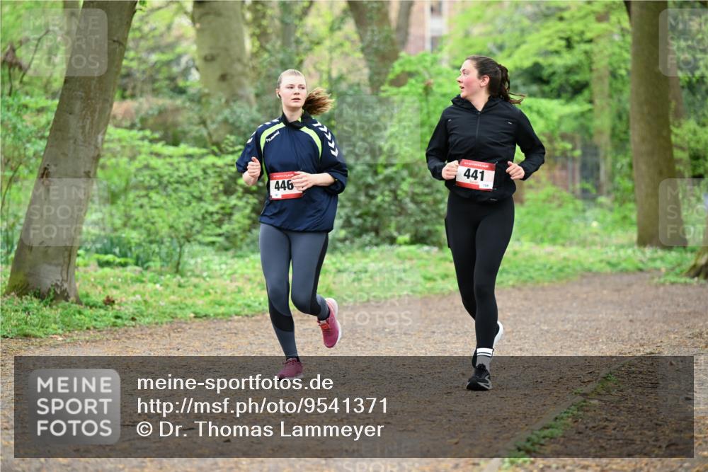 19.04.2026 - Hammer Lauf Dr. Thomas Lammeyer http://msf.ph/oto/9541371 19.04.2026 10:46:17 Laufen 446, 441, 154 meine-sportfotos.de