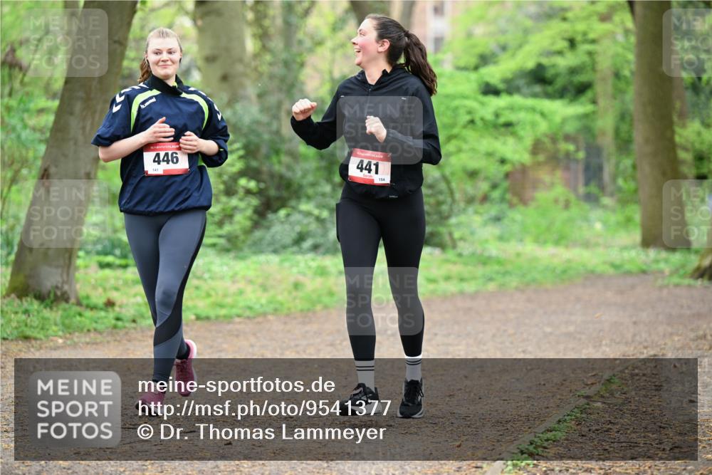 19.04.2026 - Hammer Lauf Dr. Thomas Lammeyer http://msf.ph/oto/9541377 19.04.2026 10:46:18 Laufen 446, 141, 441, 154 meine-sportfotos.de