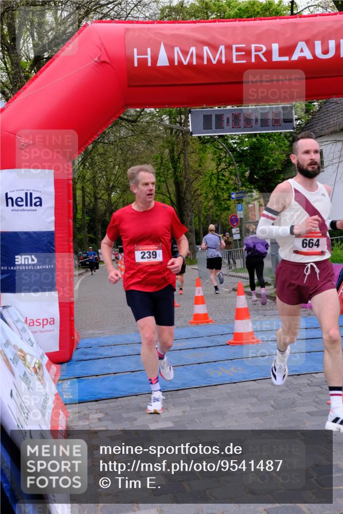 19.04.2026 - Hammer Lauf Tim E. http://msf.ph/oto/9541487 19.04.2026 12:00:24 Ziel 239, 507, 536, 664, 920, 1219 meine-sportfotos.de