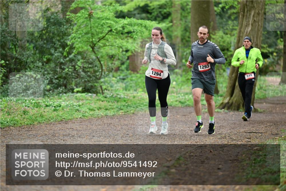 19.04.2026 - Hammer Lauf Dr. Thomas Lammeyer http://msf.ph/oto/9541492 19.04.2026 10:46:41 Laufen 1294, 1293, 149 meine-sportfotos.de