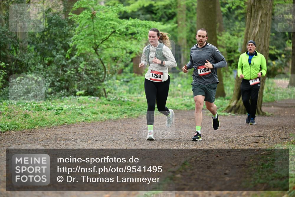 19.04.2026 - Hammer Lauf Dr. Thomas Lammeyer http://msf.ph/oto/9541495 19.04.2026 10:46:41 Laufen 1294, 1293, 149 meine-sportfotos.de