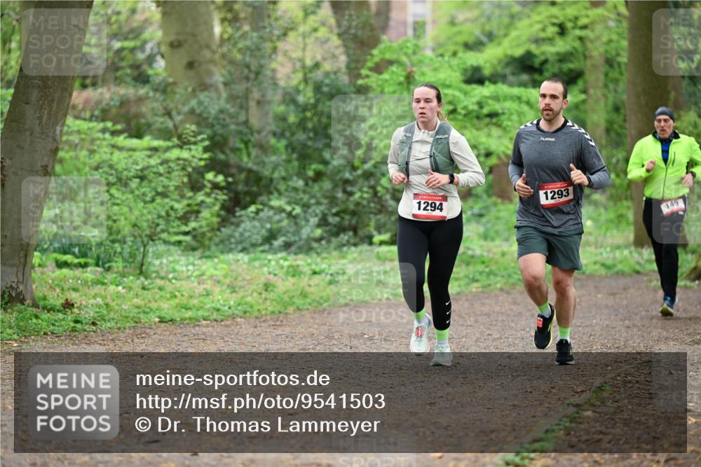19.04.2026 - Hammer Lauf Dr. Thomas Lammeyer http://msf.ph/oto/9541503 19.04.2026 10:46:42 Laufen 1294, 1293, 149 meine-sportfotos.de