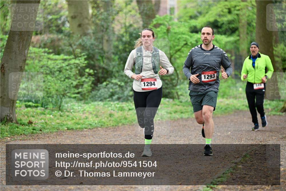19.04.2026 - Hammer Lauf Dr. Thomas Lammeyer http://msf.ph/oto/9541504 19.04.2026 10:46:43 Laufen 1294, 1293, 149 meine-sportfotos.de