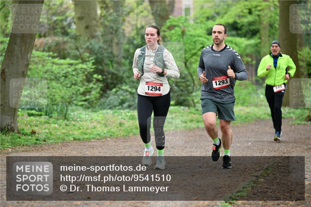 19.04.2026 - Hammer Lauf Dr. Thomas Lammeyer http://msf.ph/oto/9541510 19.04.2026 10:46:43 Laufen 1294, 1293, 149 meine-sportfotos.de