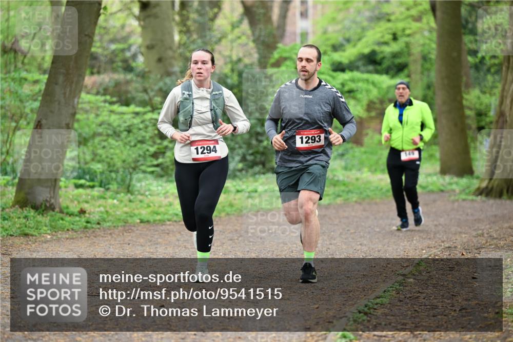 19.04.2026 - Hammer Lauf Dr. Thomas Lammeyer http://msf.ph/oto/9541515 19.04.2026 10:46:43 Laufen 1294, 1293, 149 meine-sportfotos.de