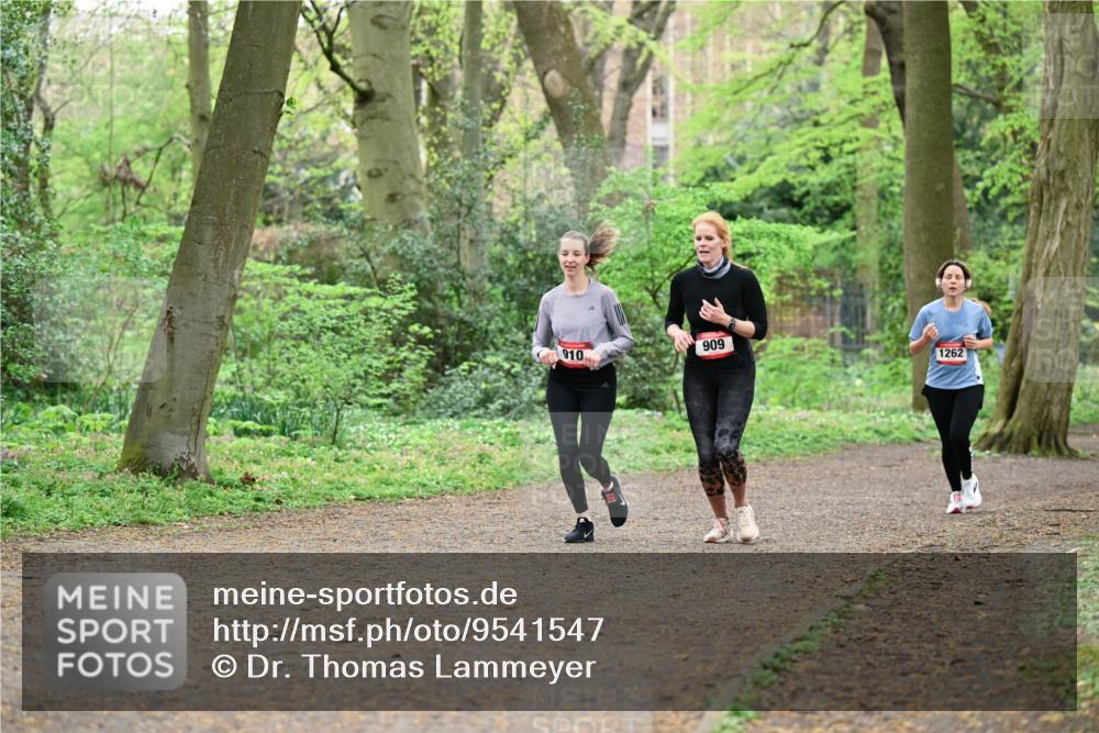 19.04.2026 - Hammer Lauf Dr. Thomas Lammeyer http://msf.ph/oto/9541547 19.04.2026 10:47:05 Laufen 910, 909, 1262 meine-sportfotos.de