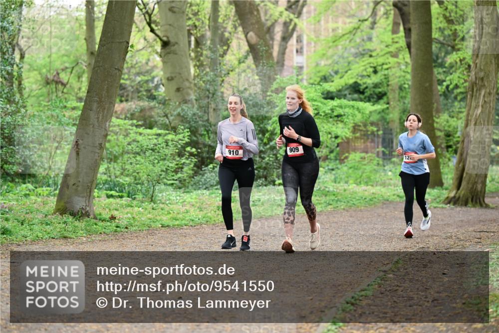 19.04.2026 - Hammer Lauf Dr. Thomas Lammeyer http://msf.ph/oto/9541550 19.04.2026 10:47:06 Laufen 910, 909 meine-sportfotos.de