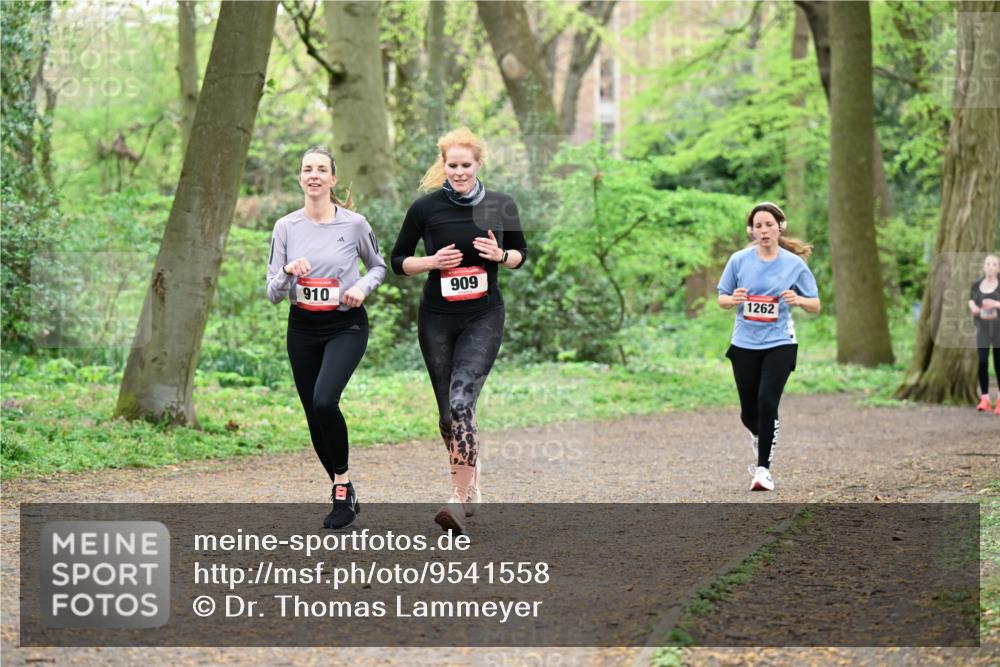 19.04.2026 - Hammer Lauf Dr. Thomas Lammeyer http://msf.ph/oto/9541558 19.04.2026 10:47:07 Laufen 910, 909, 1262 meine-sportfotos.de