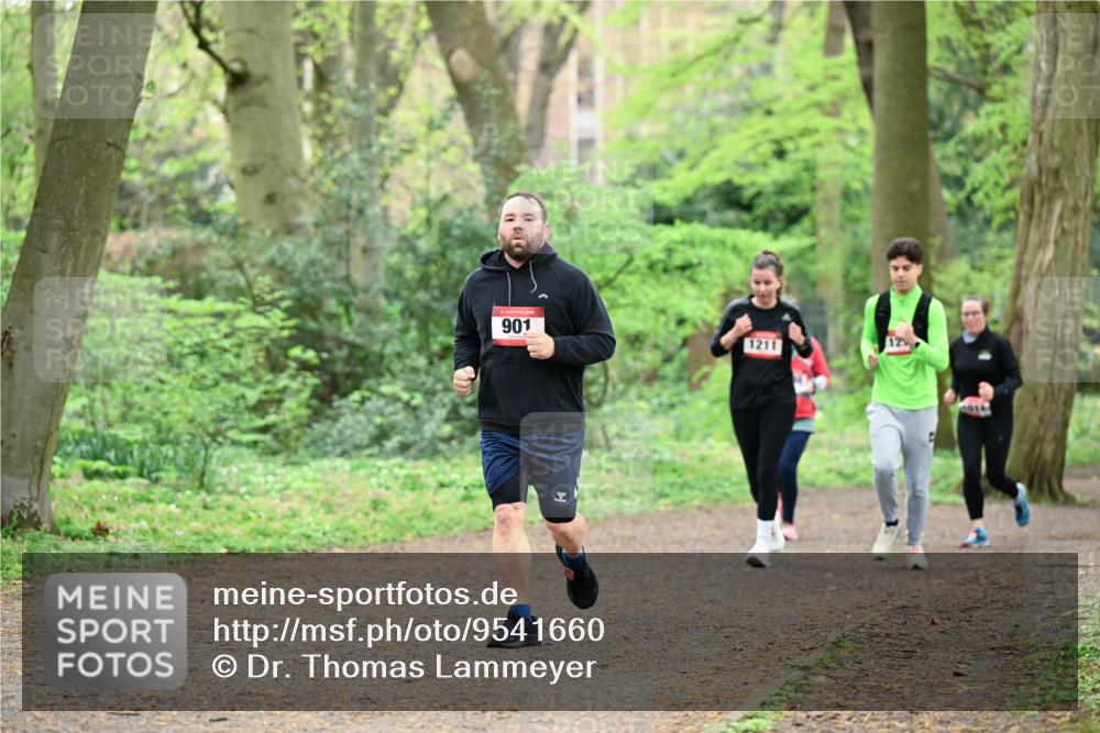 19.04.2026 - Hammer Lauf Dr. Thomas Lammeyer http://msf.ph/oto/9541660 19.04.2026 10:47:42 Laufen 901, 1211 meine-sportfotos.de