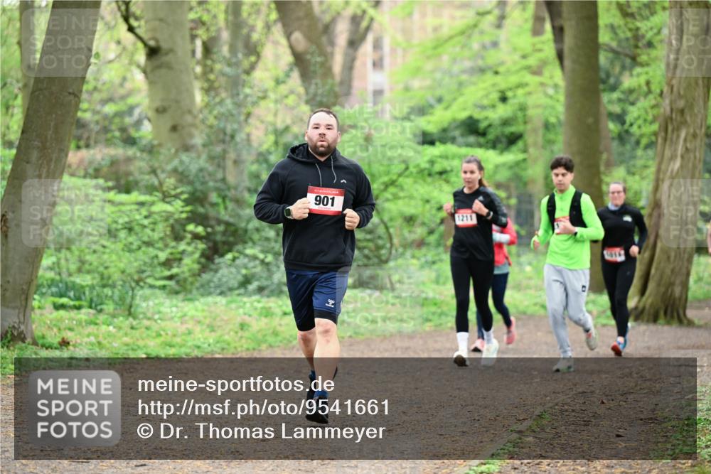 19.04.2026 - Hammer Lauf Dr. Thomas Lammeyer http://msf.ph/oto/9541661 19.04.2026 10:47:42 Laufen 901, 1211, 1814 meine-sportfotos.de