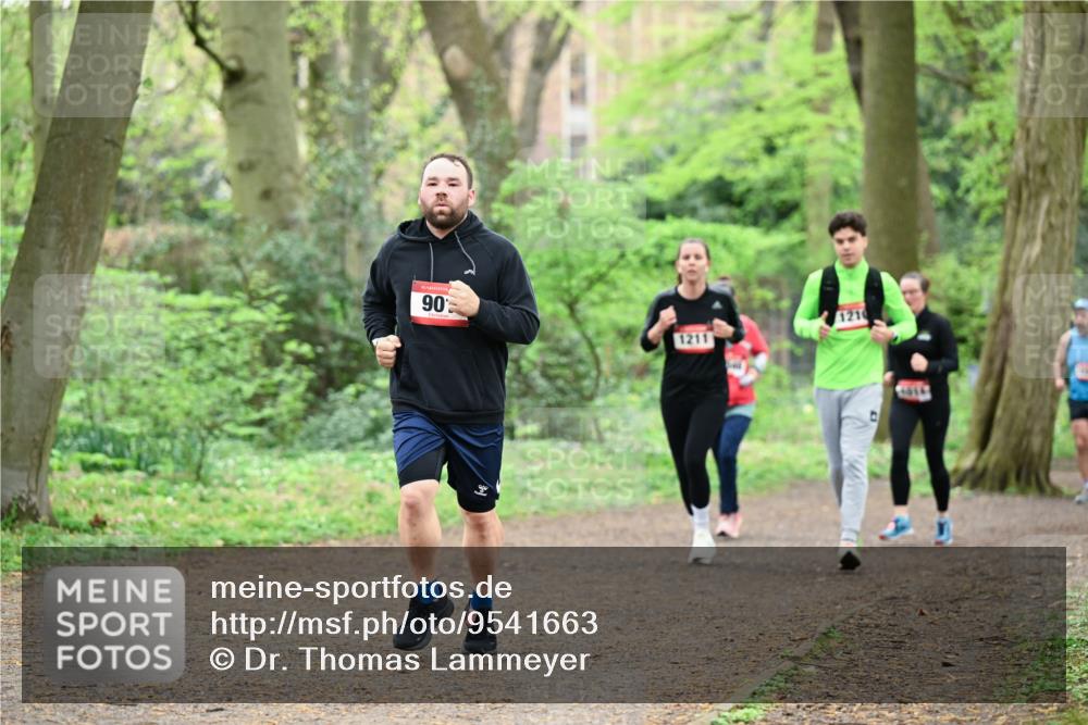19.04.2026 - Hammer Lauf Dr. Thomas Lammeyer http://msf.ph/oto/9541663 19.04.2026 10:47:42 Laufen 1211, 1210 meine-sportfotos.de
