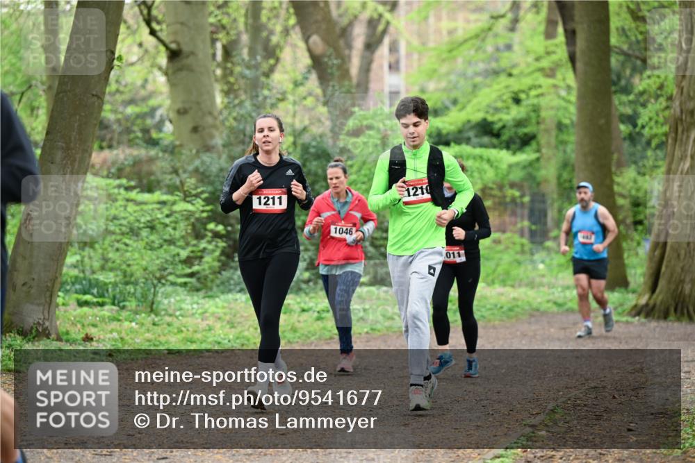 19.04.2026 - Hammer Lauf Dr. Thomas Lammeyer http://msf.ph/oto/9541677 19.04.2026 10:47:44 Laufen 1211, 1046, 1210, 011 meine-sportfotos.de