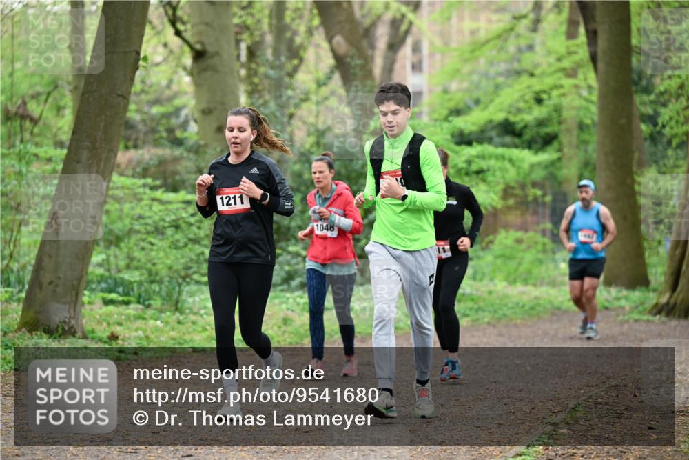 19.04.2026 - Hammer Lauf Dr. Thomas Lammeyer http://msf.ph/oto/9541680 19.04.2026 10:47:45 Laufen 1211, 1048 meine-sportfotos.de