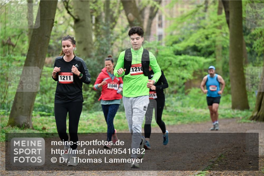 19.04.2026 - Hammer Lauf Dr. Thomas Lammeyer http://msf.ph/oto/9541682 19.04.2026 10:47:45 Laufen 1211, 1210, 1046, 011 meine-sportfotos.de
