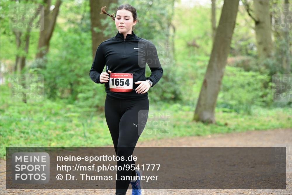19.04.2026 - Hammer Lauf Dr. Thomas Lammeyer http://msf.ph/oto/9541777 19.04.2026 10:48:12 Laufen 1654 meine-sportfotos.de