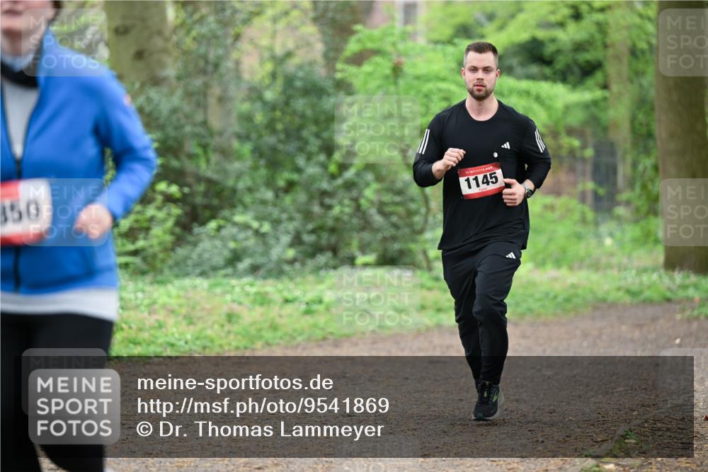 19.04.2026 - Hammer Lauf Dr. Thomas Lammeyer http://msf.ph/oto/9541869 19.04.2026 10:48:50 Laufen 350, 1145 meine-sportfotos.de
