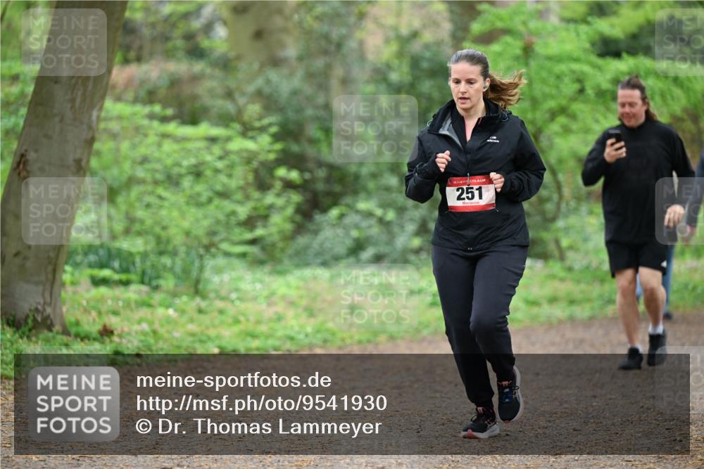 19.04.2026 - Hammer Lauf Dr. Thomas Lammeyer http://msf.ph/oto/9541930 19.04.2026 10:49:21 Laufen 2517 meine-sportfotos.de