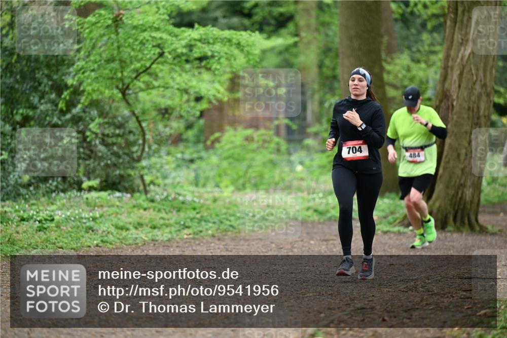 19.04.2026 - Hammer Lauf Dr. Thomas Lammeyer http://msf.ph/oto/9541956 19.04.2026 10:49:34 Laufen 704, 484 meine-sportfotos.de