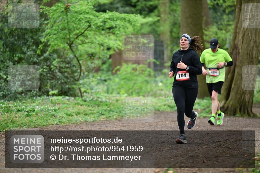19.04.2026 - Hammer Lauf Dr. Thomas Lammeyer http://msf.ph/oto/9541959 19.04.2026 10:49:34 Laufen 704, 484 meine-sportfotos.de