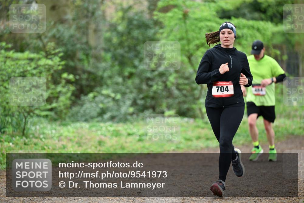 19.04.2026 - Hammer Lauf Dr. Thomas Lammeyer http://msf.ph/oto/9541973 19.04.2026 10:49:36 Laufen 704 meine-sportfotos.de