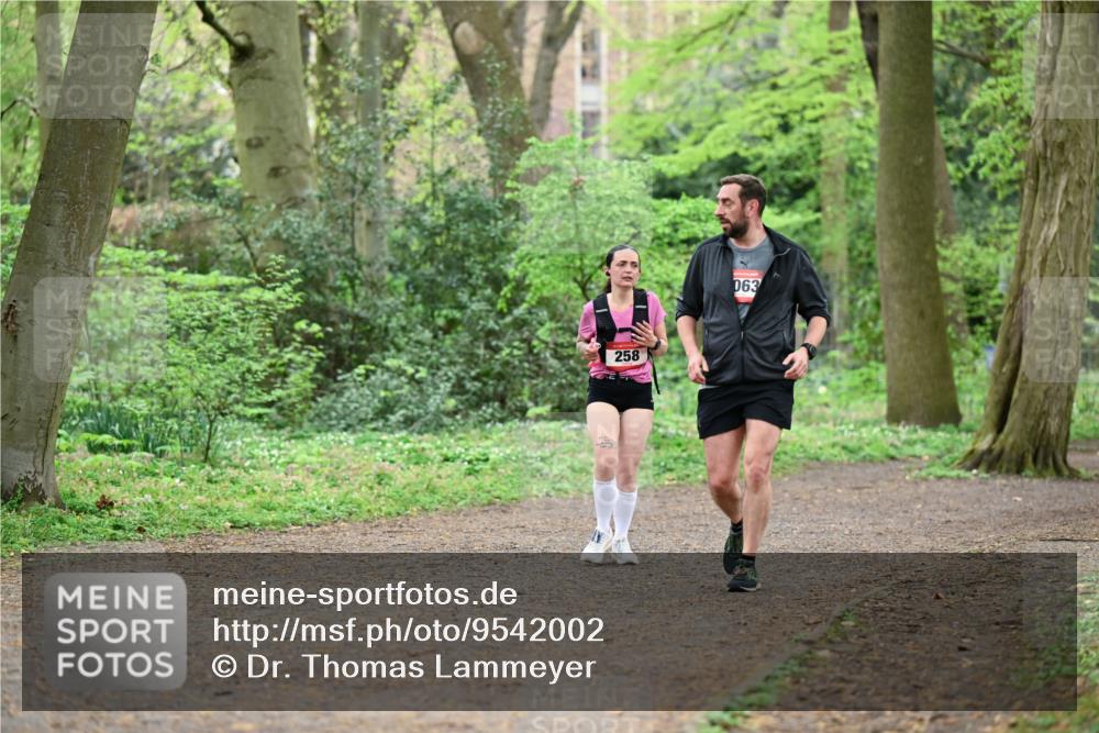 19.04.2026 - Hammer Lauf Dr. Thomas Lammeyer http://msf.ph/oto/9542002 19.04.2026 10:49:54 Laufen 258, 063 meine-sportfotos.de