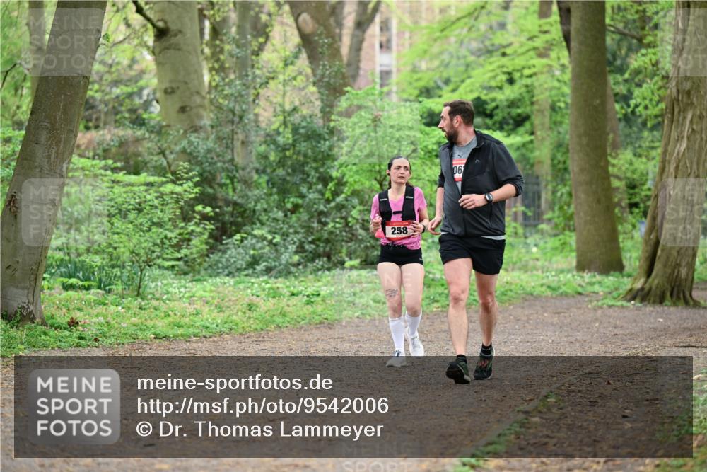 19.04.2026 - Hammer Lauf Dr. Thomas Lammeyer http://msf.ph/oto/9542006 19.04.2026 10:49:54 Laufen 258 meine-sportfotos.de