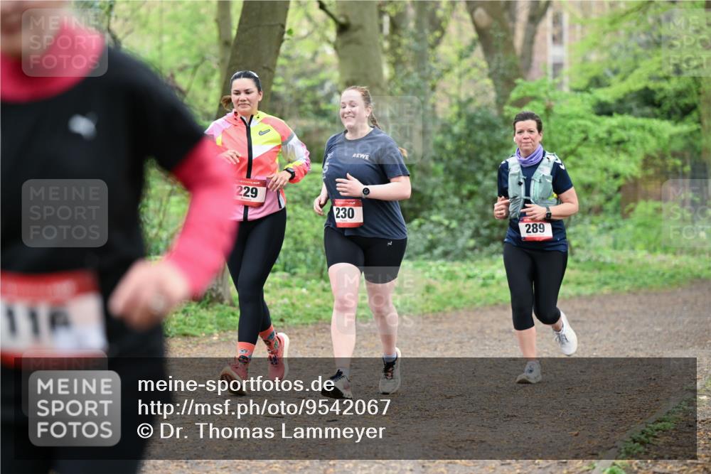 19.04.2026 - Hammer Lauf Dr. Thomas Lammeyer http://msf.ph/oto/9542067 19.04.2026 10:50:12 Laufen 229, 230, 289 meine-sportfotos.de