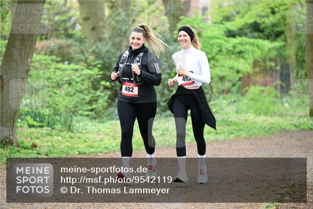 19.04.2026 - Hammer Lauf Dr. Thomas Lammeyer http://msf.ph/oto/9542119 19.04.2026 10:50:36 Laufen 492, 495 meine-sportfotos.de