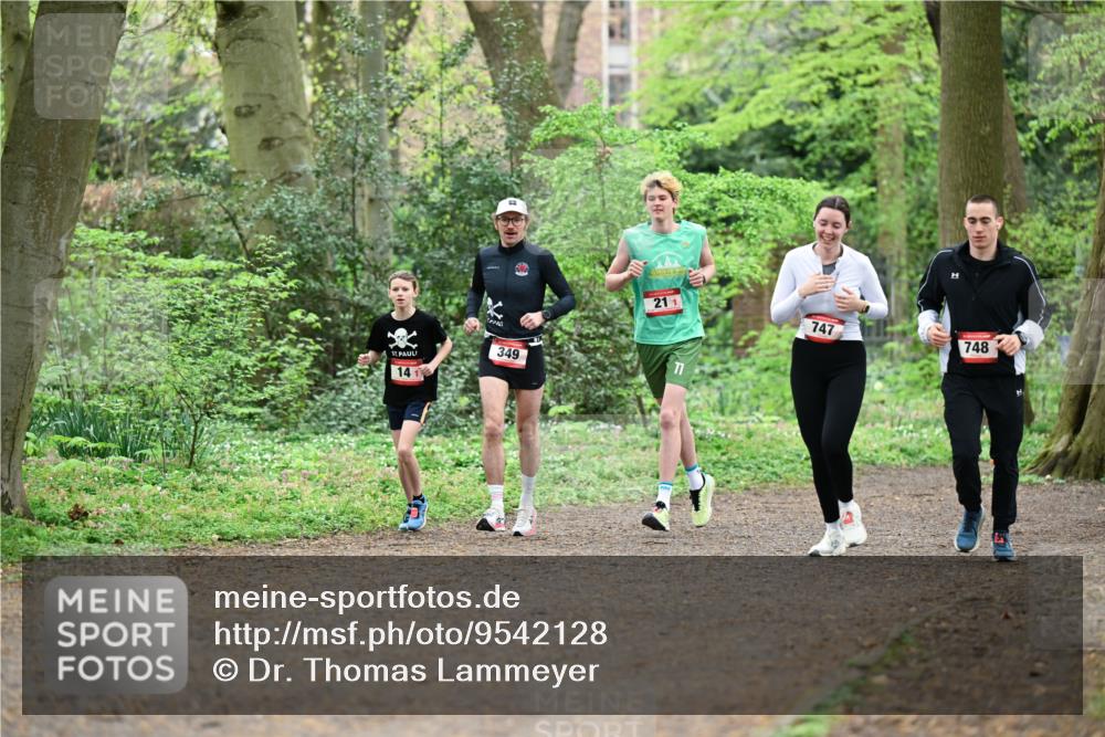 19.04.2026 - Hammer Lauf Dr. Thomas Lammeyer http://msf.ph/oto/9542128 19.04.2026 10:50:56 Laufen 349, 747, 748 meine-sportfotos.de
